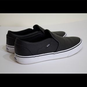Vans Black Perf Leather Slip On (10)